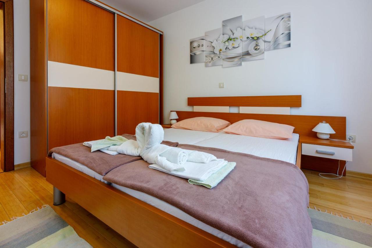 Apartments Robic Селце Екстер'єр фото