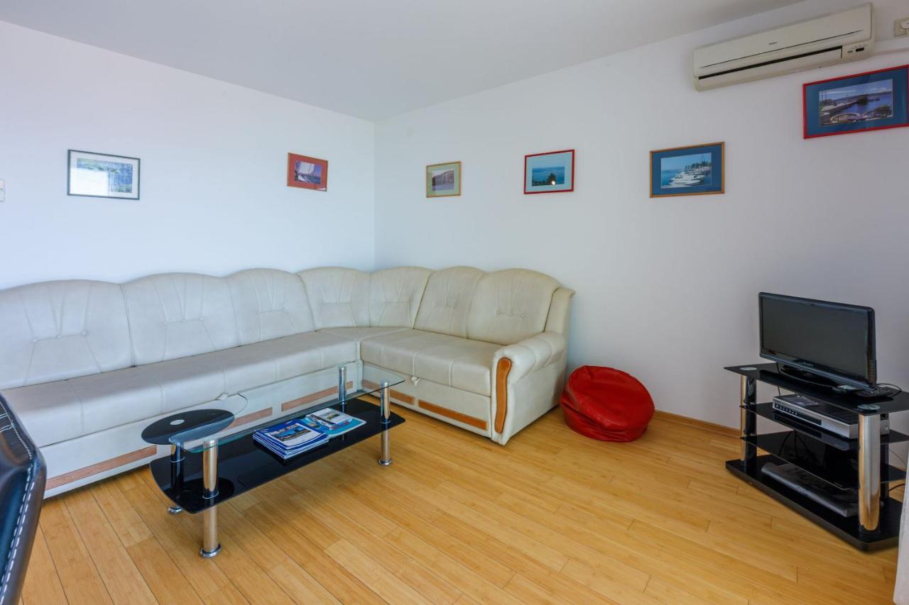 Apartments Robic Селце Екстер'єр фото